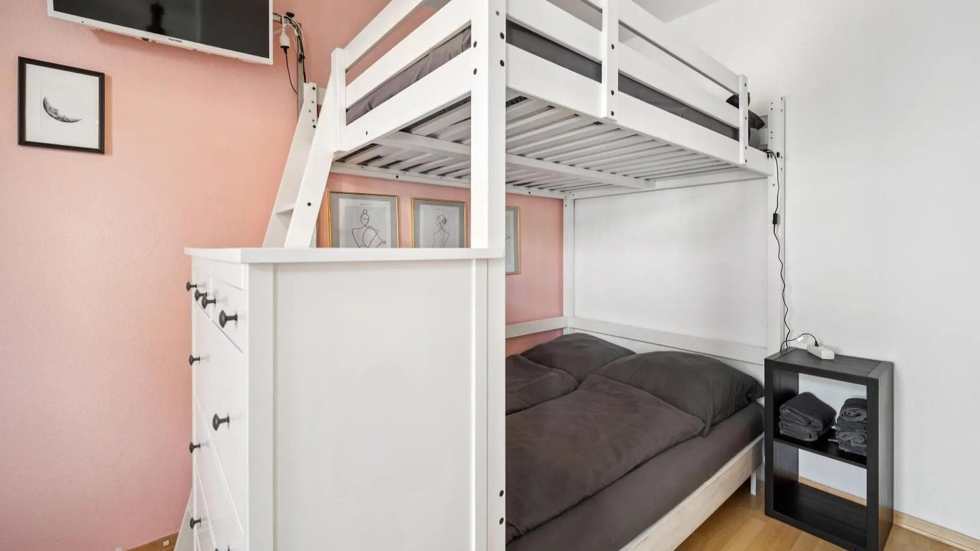 Διαμέρισμα Ruhige Wohnung Beim Dresdner Panometer Mit Gratis Parkplatz Δρέσδη Γερμανία
